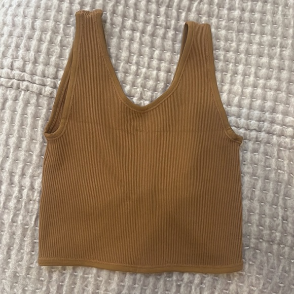 Urban Outfitters Tank - Picture 4 of 7